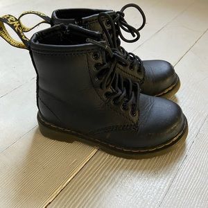 Dr marten boots size 8